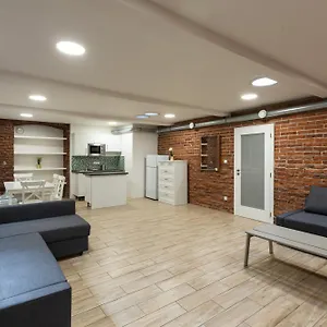 Spacious In Quiet Courtyard Near Charles Bridge Praha